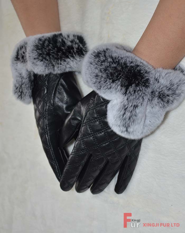 Sheepskin Glove with Rex Rabbit Fur