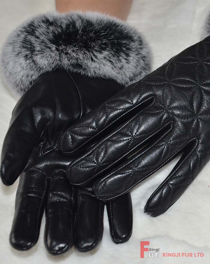 Sheepskin Glove with Rex Rabbit Fur