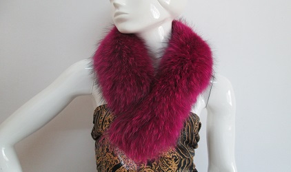   What is the Texture of the Fur Collar?